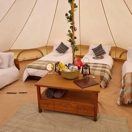 Luxury tent Dob Coppice Bell Tents