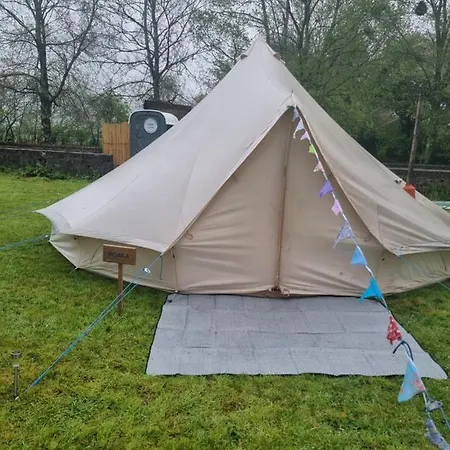 Luxury tent Dob Coppice Bell Tents