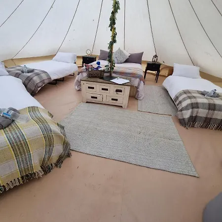 Dob Coppice Bell Tents خيمة فخمة High Newton