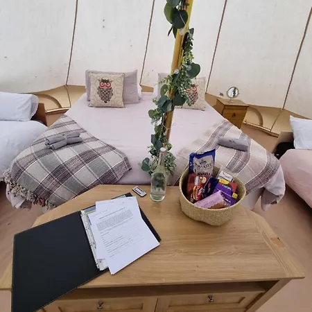 خيمة فخمة Dob Coppice Bell Tents High Newton